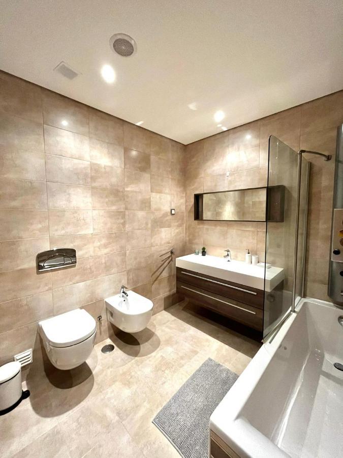 Funtastic Villa With Pool Albufeira Bagian luar foto