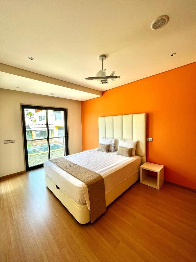 Funtastic Villa With Pool Albufeira Bagian luar foto