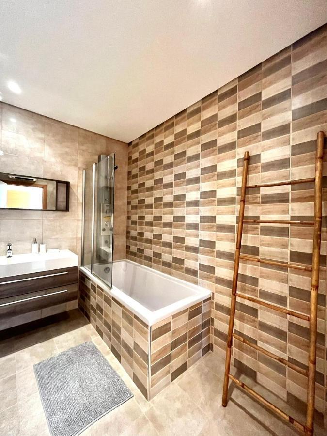 Funtastic Villa With Pool Albufeira Bagian luar foto